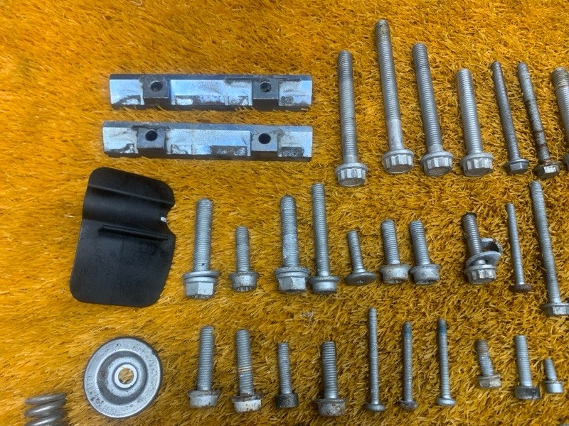 Болты и гайки ДВС, 800 рублей, Красноярск