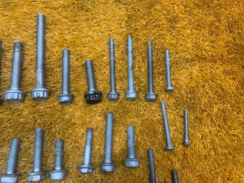 Болты и гайки ДВС, 800 рублей, Красноярск