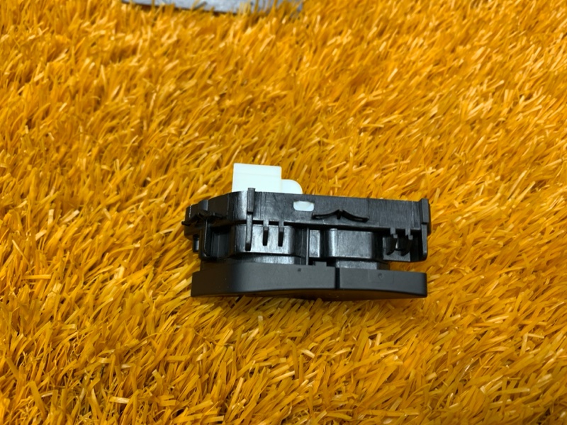 Кнопка центрального замка, 660 рублей, Красноярск