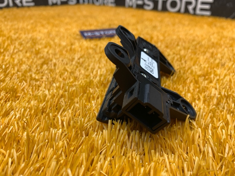 кнопка памяти сидений, 1200 рублей, Красноярск