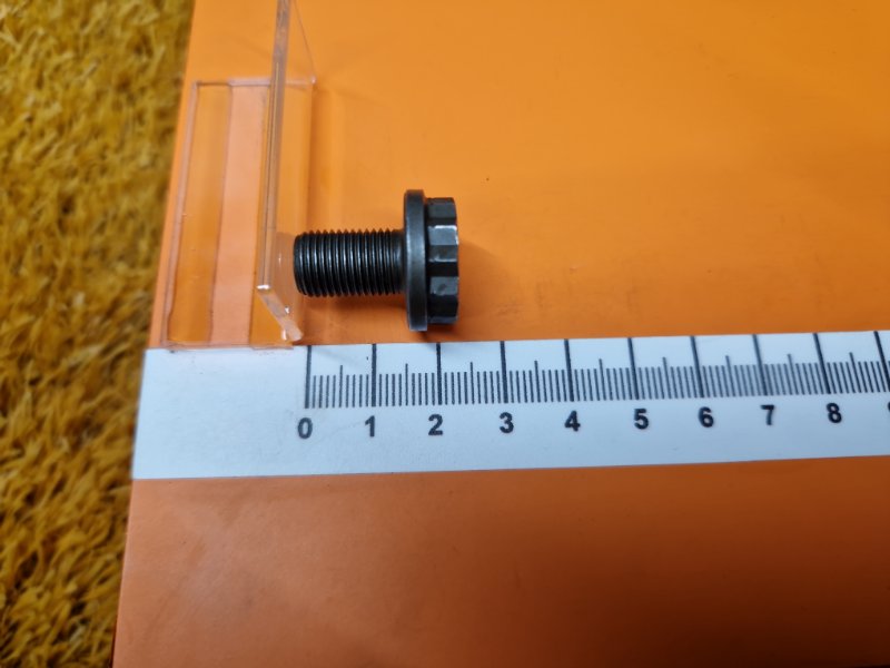 болт гидротрансформатора, 380 рублей, Красноярск