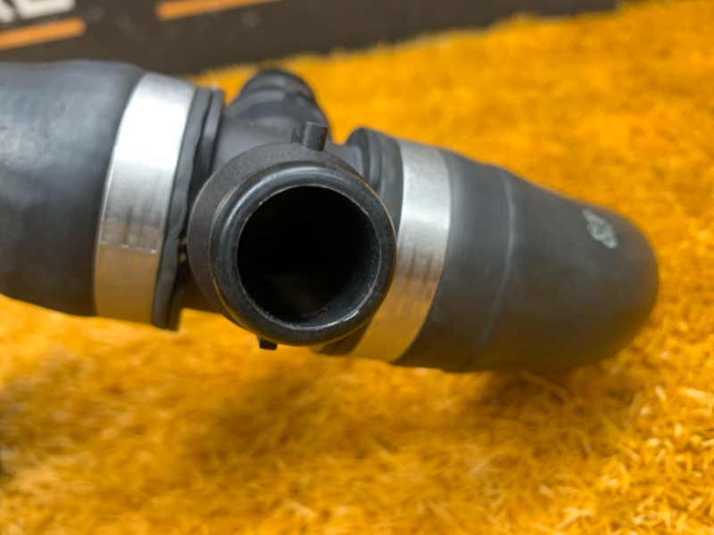 Патрубок системы охлаждения, 900 рублей, Красноярск