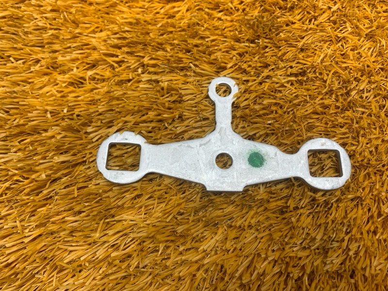 Кронштейн топливной форсунки, 300 рублей, Красноярск