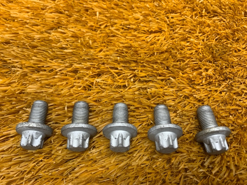 болт гидротрансформатора, 380 рублей, Красноярск