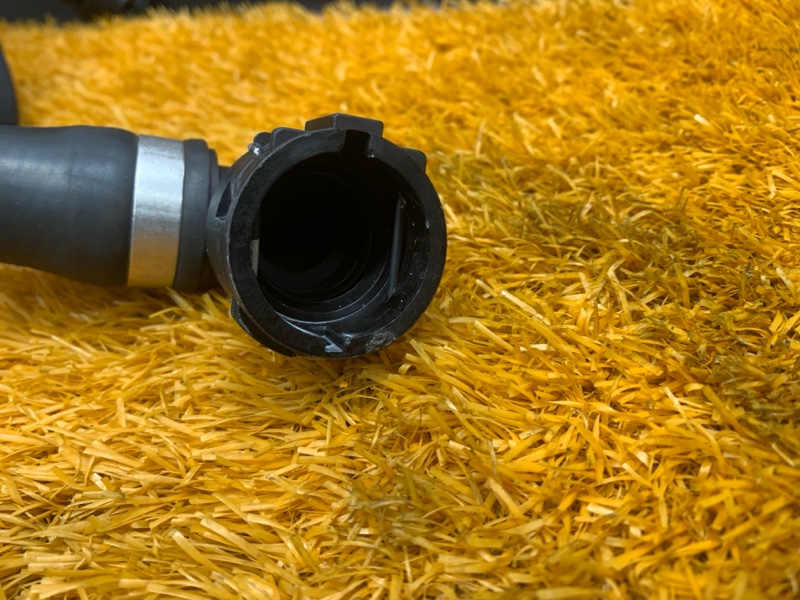 Патрубок системы охлаждения, 1340 рублей, Красноярск