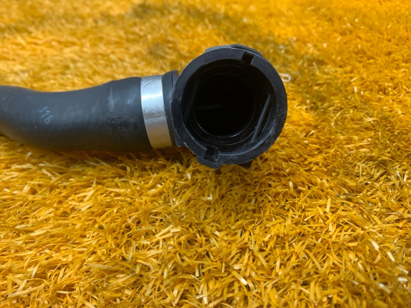 Патрубок системы охлаждения, 900 рублей, Красноярск