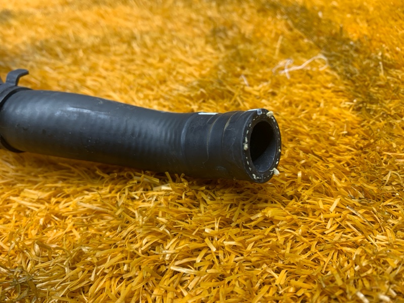 Патрубок системы охлаждения, 900 рублей, Красноярск