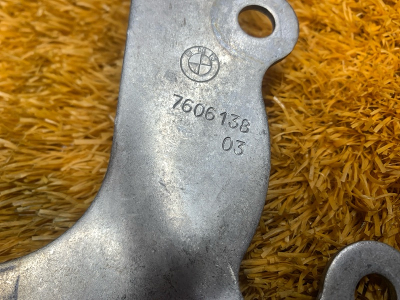 Кронштейн катализатора, 300 рублей, Красноярск