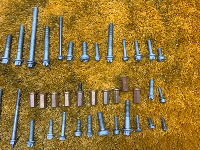 Болты и гайки ДВС, 620 рублей, Красноярск