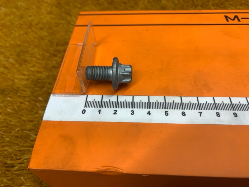 болт гидротрансформатора, 380 рублей, Красноярск