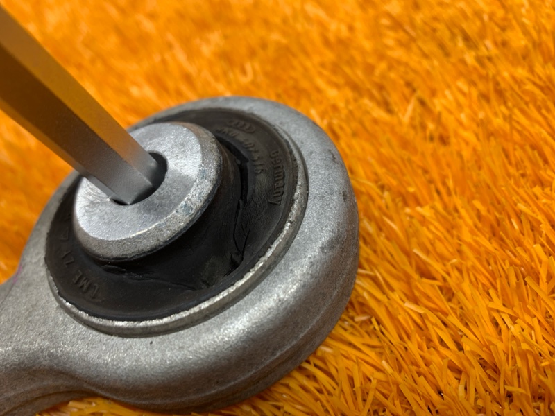 Рычаг подвески верхний, 500 рублей, Красноярск