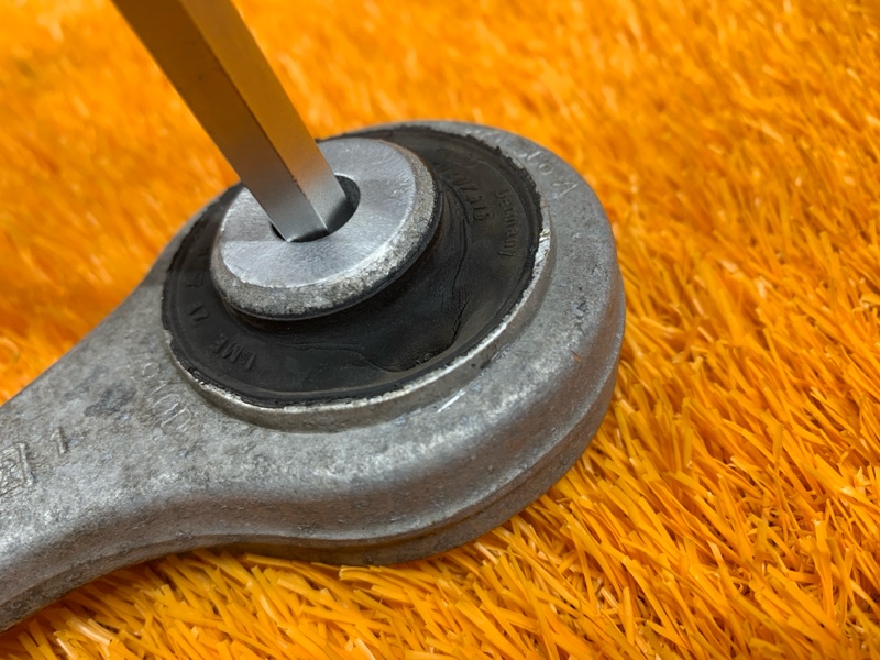 Рычаг подвески верхний, 900 рублей, Красноярск