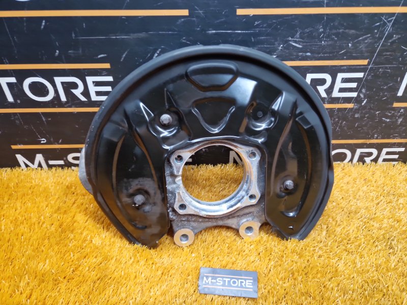 кулак поворотный, 3550 рублей, Красноярск