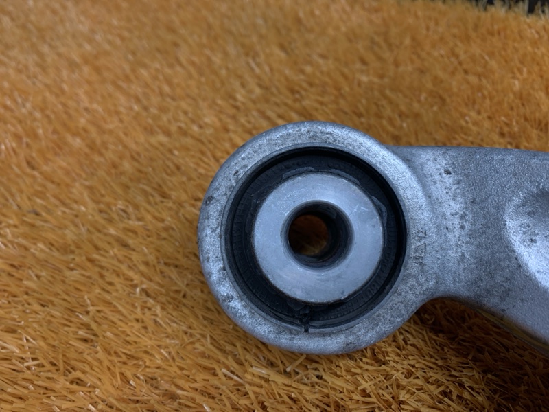 Рычаг подвески верхний, 740 рублей, Красноярск