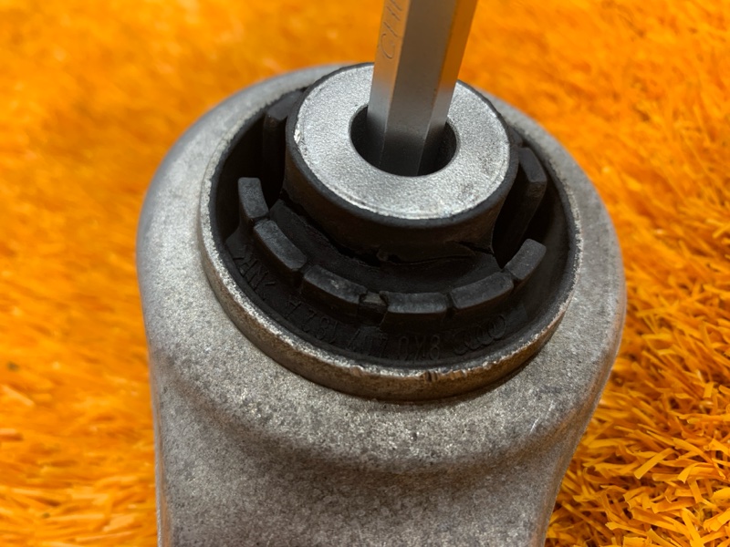 Рычаг подвески нижний, 930 рублей, Красноярск