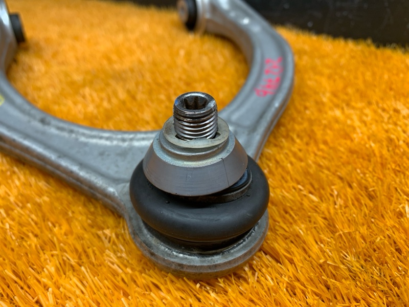 Рычаг подвески верхний, 3990 рублей, Красноярск