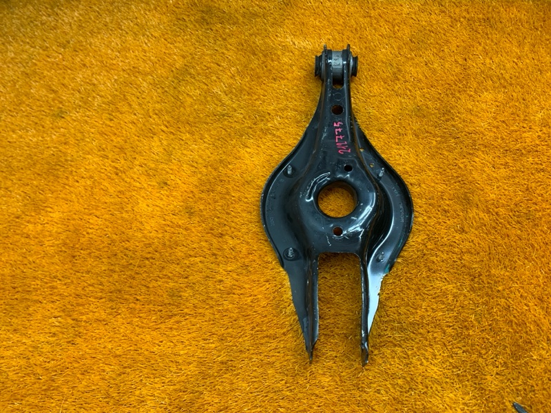 Рычаг подвески нижний, 1400 рублей, Красноярск