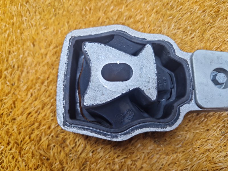 подушка двигателя, 2450 рублей, Красноярск