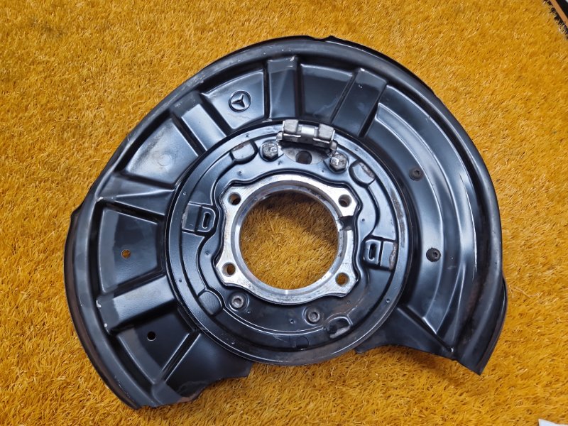 кулак поворотный, 1500 рублей, Красноярск