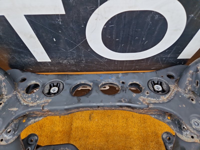 Балка поперечная (подрамник), 2060 рублей, Красноярск