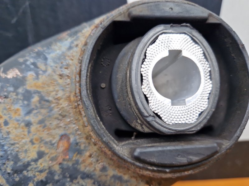 Балка поперечная (подрамник), 2060 рублей, Красноярск