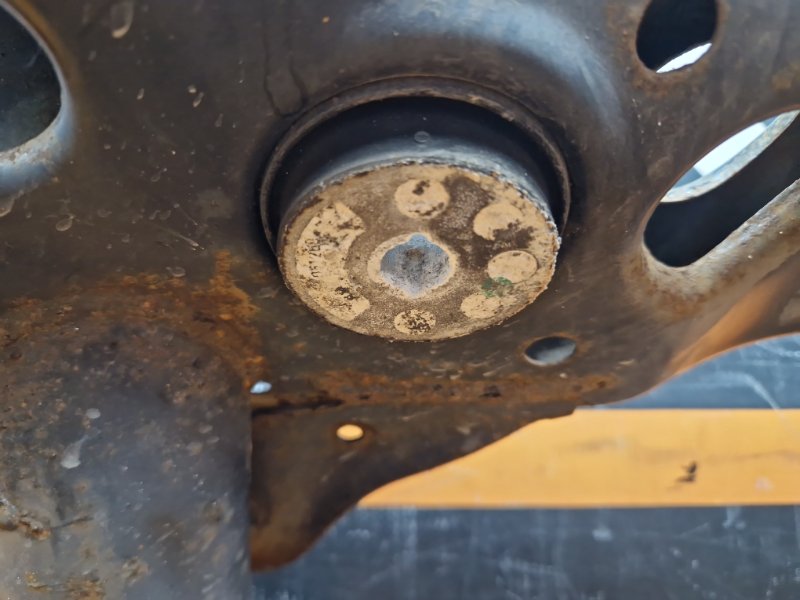 Балка поперечная (подрамник), 2060 рублей, Красноярск