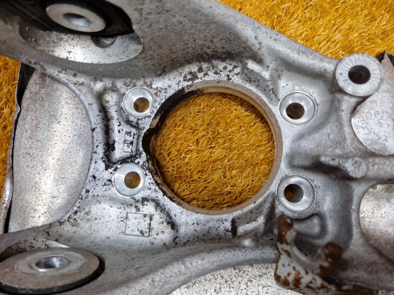 кулак поворотный, 1400 рублей, Красноярск