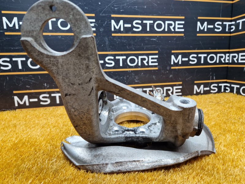 кулак поворотный, 1400 рублей, Красноярск