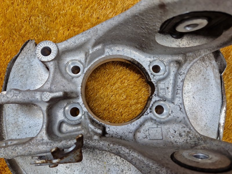 кулак поворотный, 1400 рублей, Красноярск