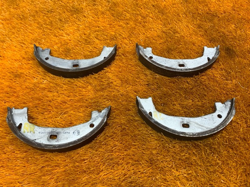 Колодки ручника, 500 рублей, Красноярск