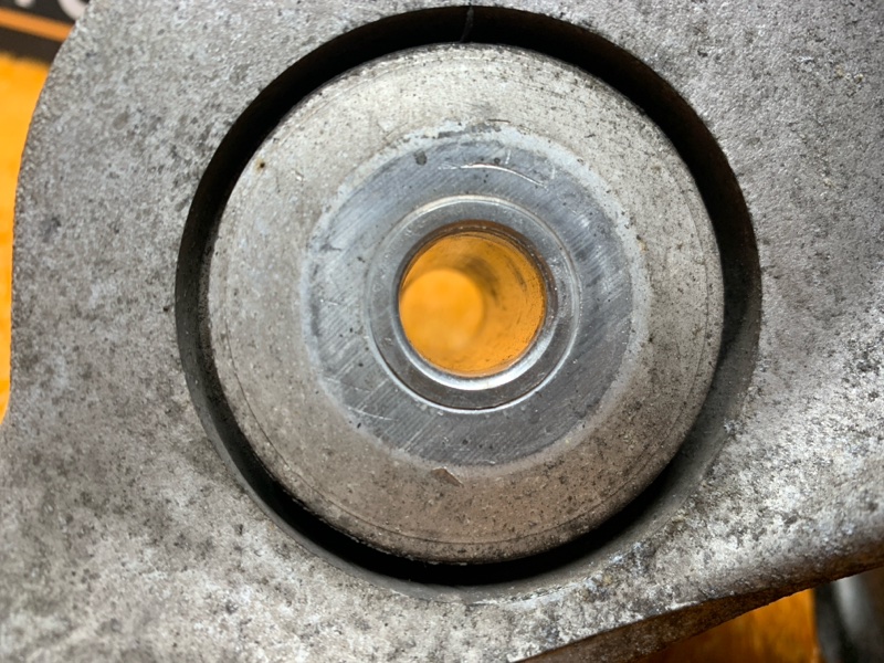 кулак поворотный, 1500 рублей, Красноярск