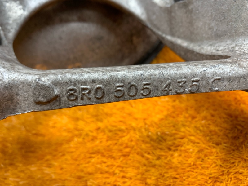 кулак поворотный, 1500 рублей, Красноярск