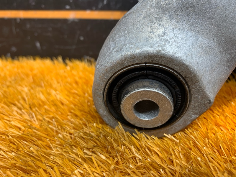 Рычаг подвески верхний, 400 рублей, Красноярск