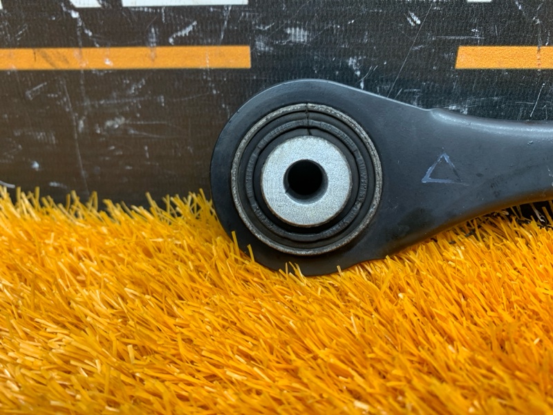 Рычаг подвески верхний, 300 рублей, Красноярск