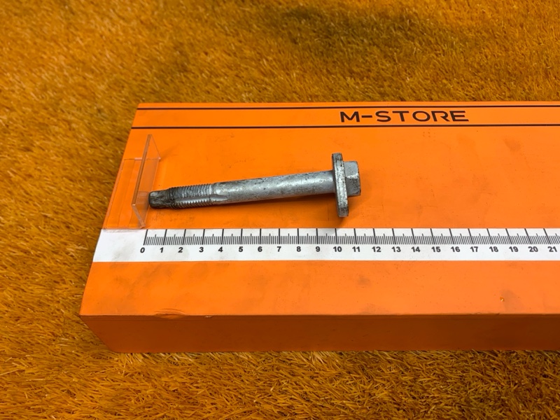 Болт развальный, 600 рублей, Красноярск