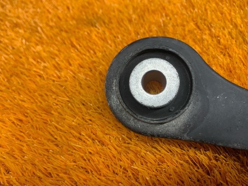 Рычаг подвески верхний, 500 рублей, Красноярск