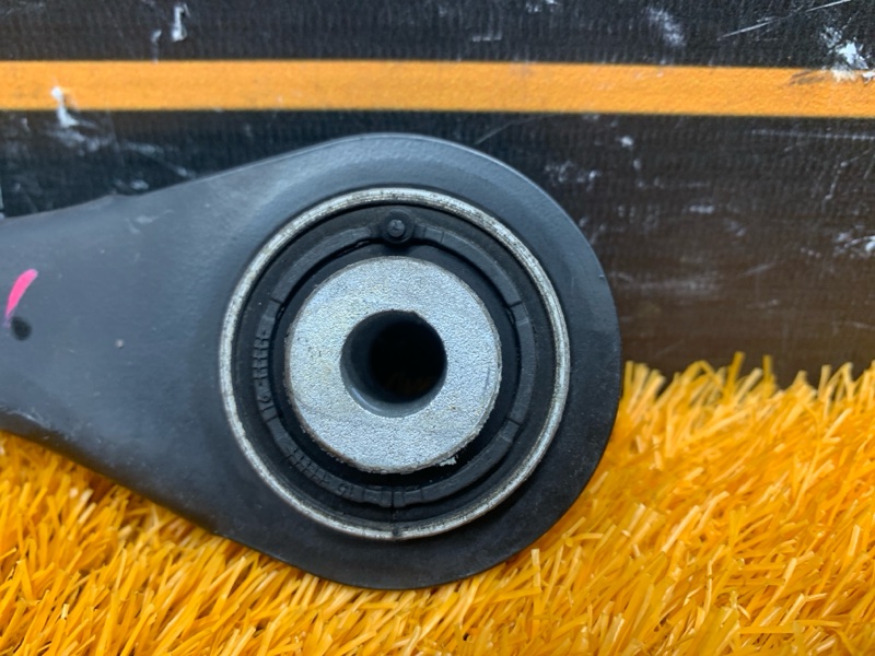 Рычаг подвески верхний, 300 рублей, Красноярск