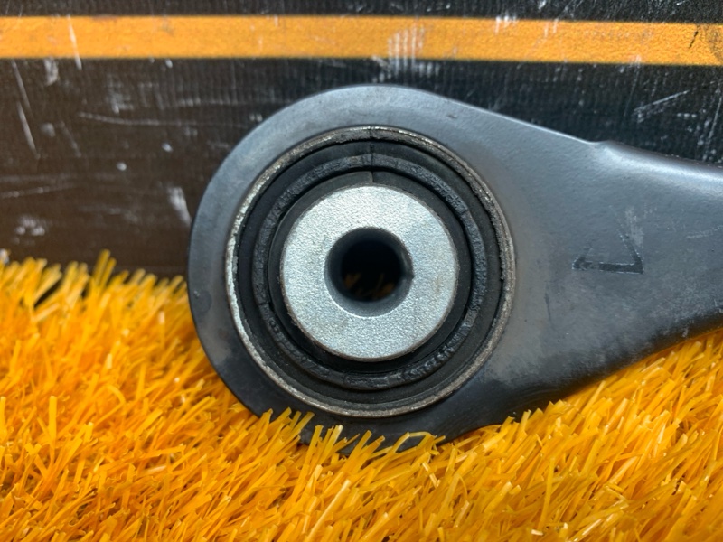 Рычаг подвески верхний, 300 рублей, Красноярск