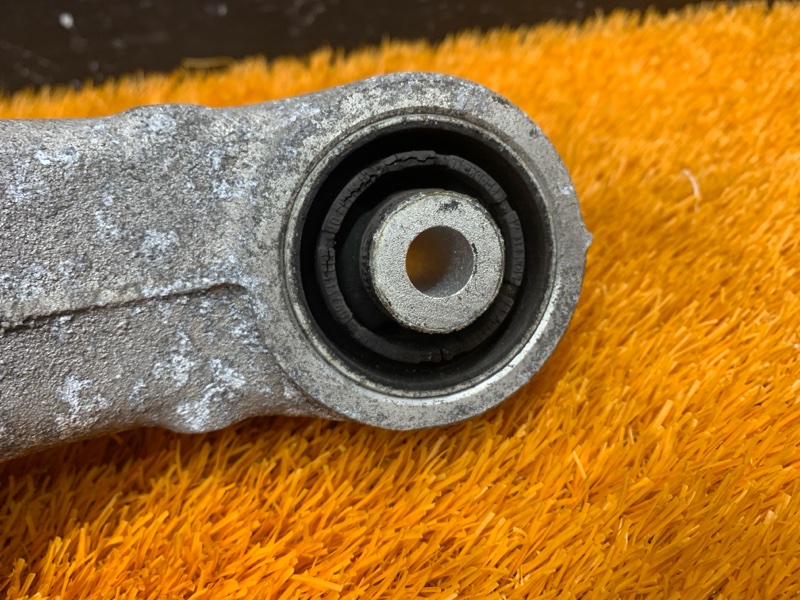 Рычаг подвески нижний, 500 рублей, Красноярск