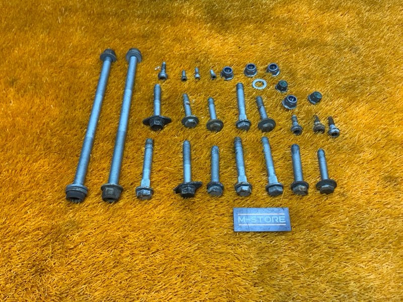 Болты и гайки задней подвески, 700 рублей, Красноярск