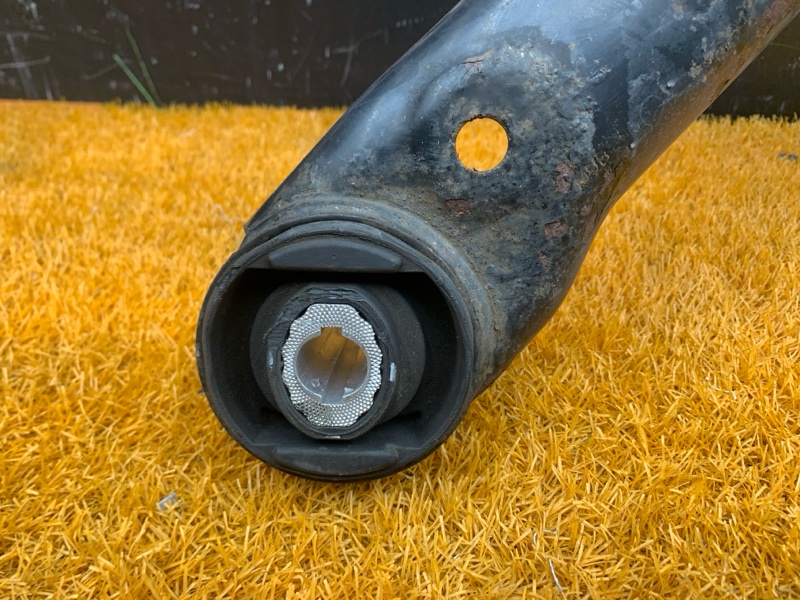 Балка поперечная (подрамник), 2880 рублей, Красноярск