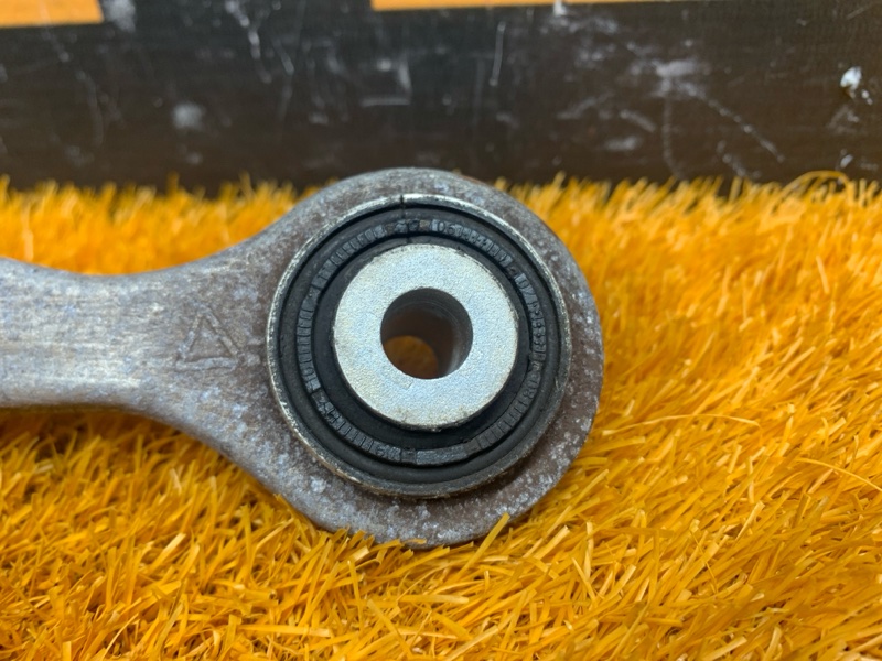 Рычаг подвески верхний, 500 рублей, Красноярск