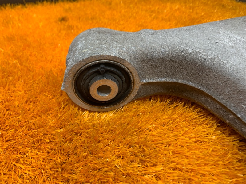 Рычаг подвески нижний, 500 рублей, Красноярск