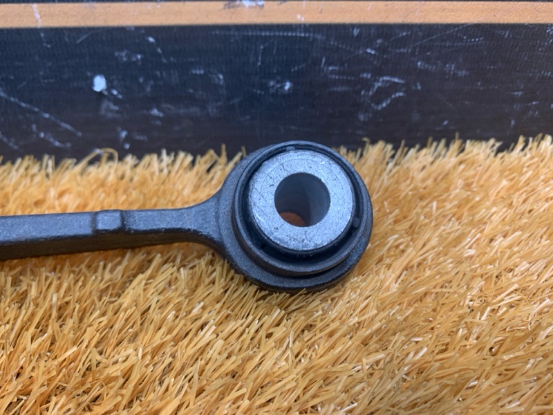 Рычаг подвески верхний, 500 рублей, Красноярск