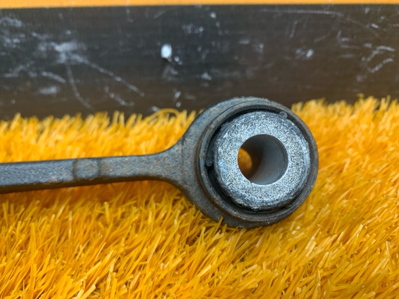 Рычаг подвески верхний, 500 рублей, Красноярск