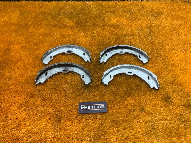 Колодки ручника, 1000 рублей, Красноярск