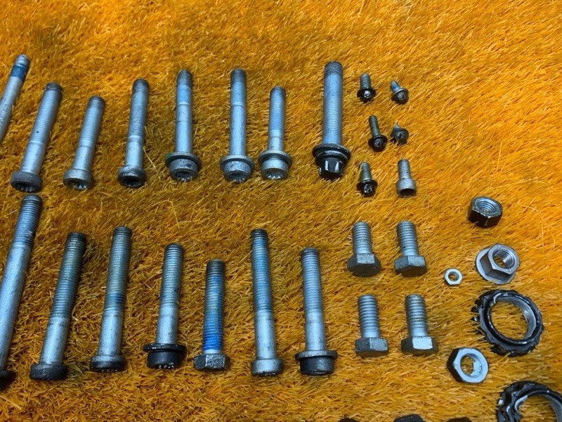 Болты и гайки задней подвески, 620 рублей, Красноярск