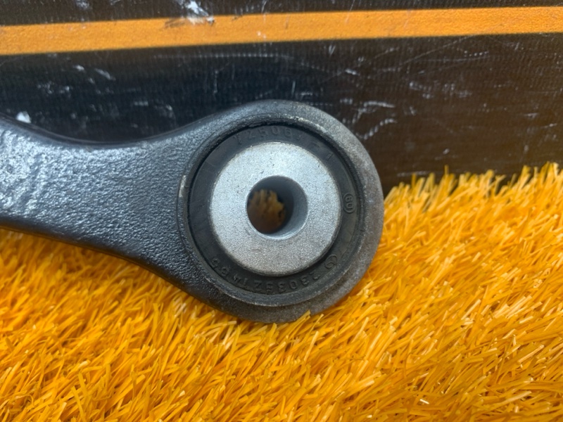 Рычаг подвески верхний, 800 рублей, Красноярск