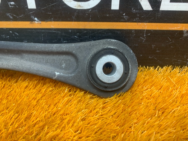 Рычаг подвески нижний, 1000 рублей, Красноярск