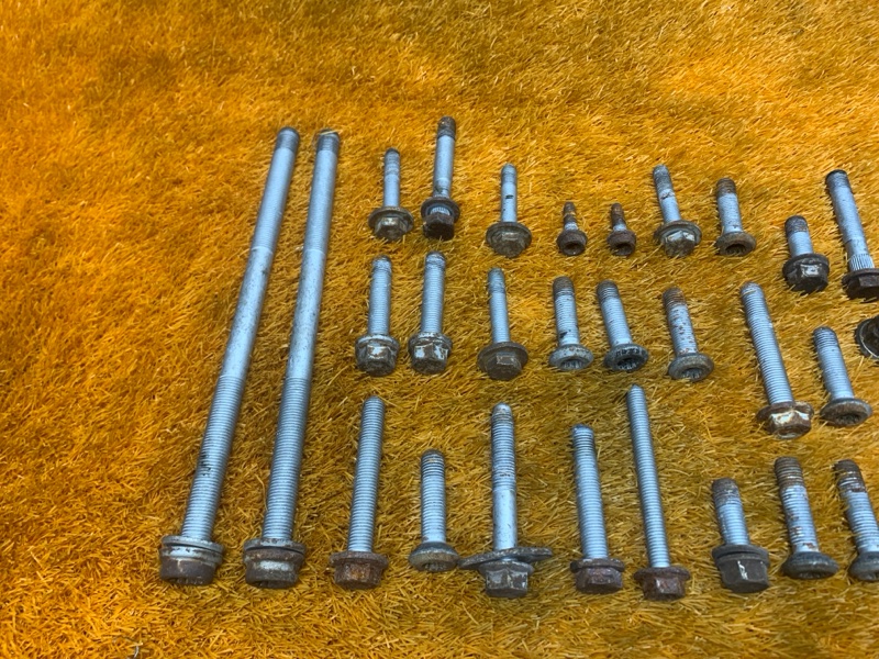 Болты и гайки задней подвески, 700 рублей, Красноярск